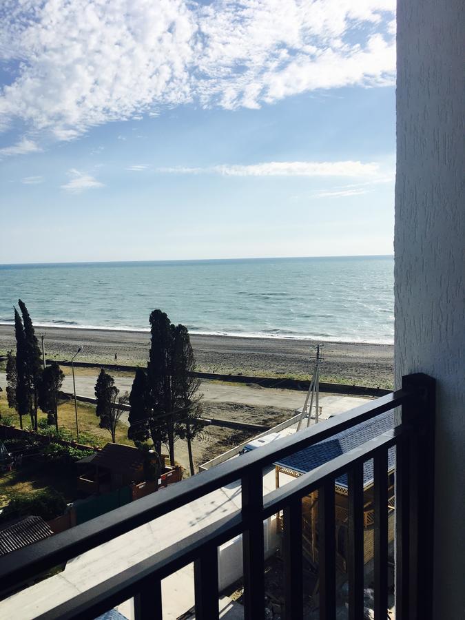 Hotel Paradise Beach Alakhadzi Esterno foto