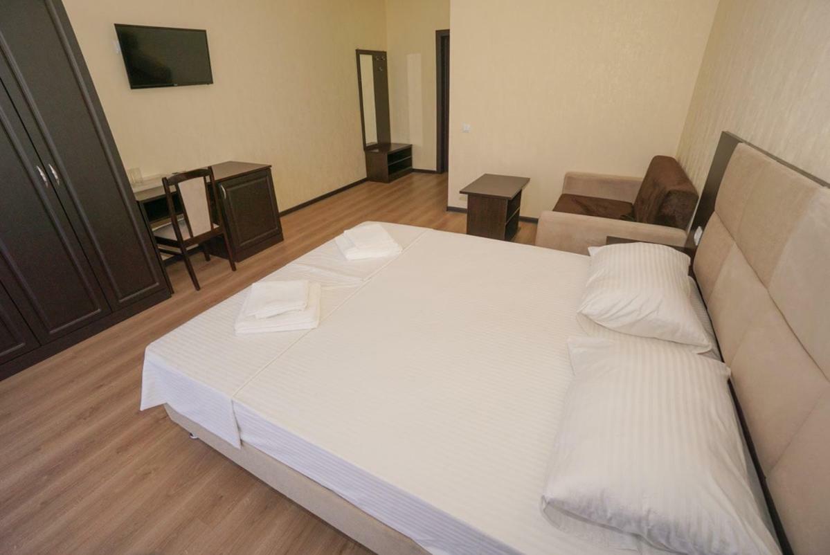 Hotel Paradise Beach Alakhadzi Esterno foto