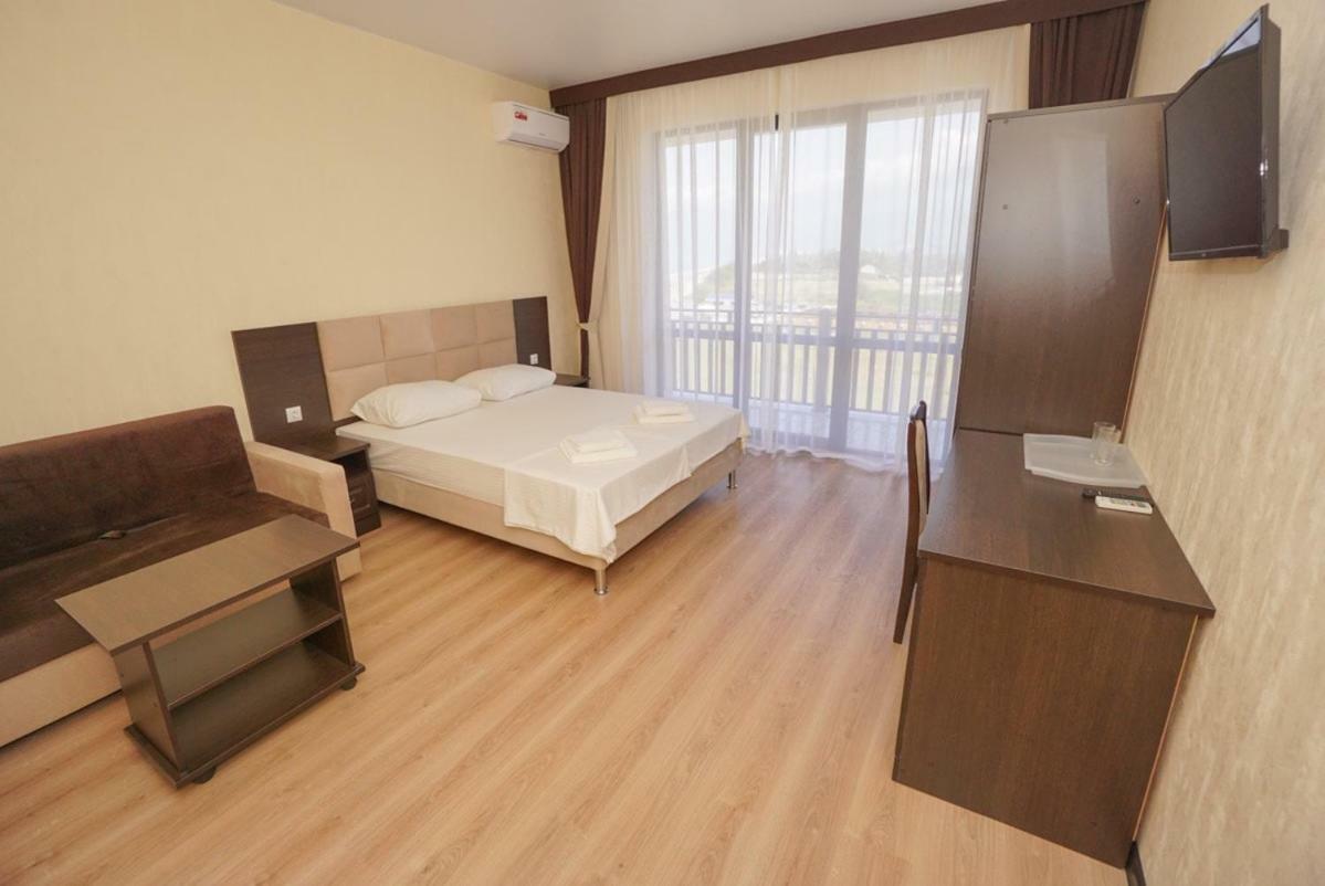 Hotel Paradise Beach Alakhadzi Esterno foto